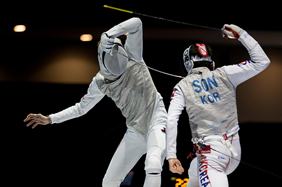 Cheung Ka-long (left, fencing)