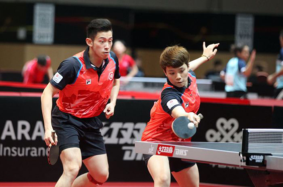 Wong Chun-ting (left) and Doo Hoi-kem (table tennis)