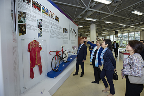 Notable guests visit the HKSI to exchange ideas on sports related topics.