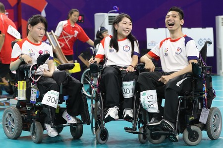 From left: Tsang Ling-yan, Ho Yuen-kei and Tse Tak-wah (boccia)