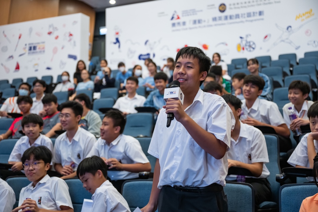 Students explore dual career paths and opportunities in the sports industry.