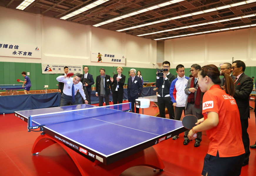 <p>During the tour to the facilities at the HKSI, the Honourable C Y Leung GBM GBS JP, Chief Executive plays table tennis with Hong Kong athlete Lee Ho-ching.</p>
