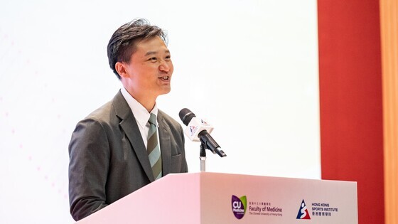 <strong>Hon Vincent Cheng <span style="font-size:75%;">MH