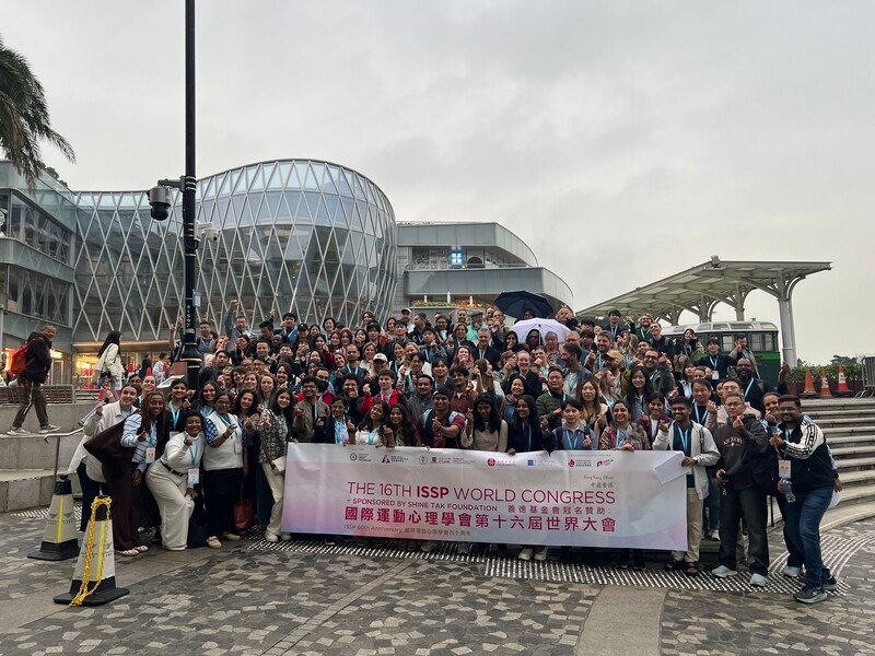 <p>Local tour &ndash; The Peak experience</p>

<p>&nbsp;</p>
