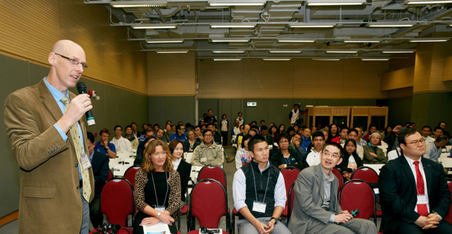 <p>The Joseph Lau Luen Hung Charitable Trust International Scientific Symposium organised by the Hong Kong Sports Institute attracts over 200 local and overseas sports practitioners, professionals and enthusiasts to participate.</p>
