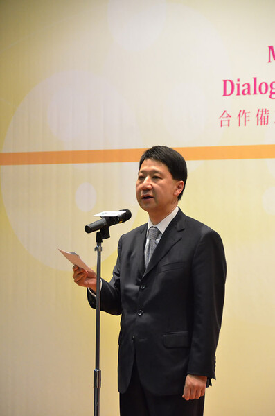 <p>Delivering his welcome address, Mr Pang, Council Chairman of HKIEd, says that HKIEd believes in the vision of providing university education opportunities for Hong Kong elite athletes who devote the prime of their lives to strenuous training at the expense of their academic studies.</p>
