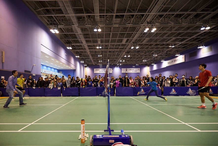 <p>Demonstration and challenge zones, featuring badminton, table-tennis, rugby, wushu and sports for athletes with disabilities, were staged for the public to get up close and personal with elite athletes.</p>
