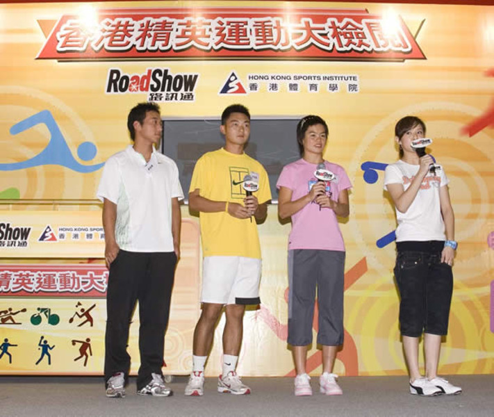 <p>(左起) 精英运动员赖晓鹏、余晓东(网球)及麦素宁(三项铁人)均有出席并於席间与在场嘉宾分享感受。</p>
