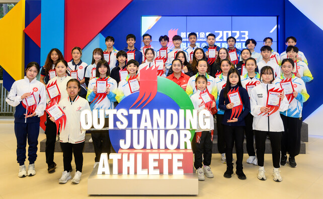 The 3rd quarter awards presentation ceremony of Shine Tak Foundation Outstanding Junior Athlete Awards 2023 honoured 59 young athletes and the number of Outstanding Junior Athlete Awards recipients broke seven-year record.