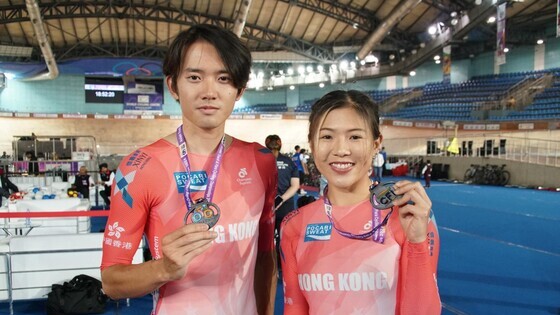 Mow Ching-yin (left) and Leung Bo-yee