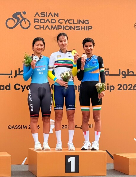 羅靖喬（左一）&nbsp;
&nbsp;