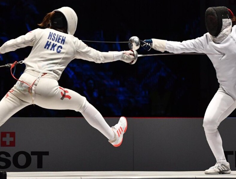 Hsieh Sin-yan Kaylin (left) (Photo: International Fencing Federation)