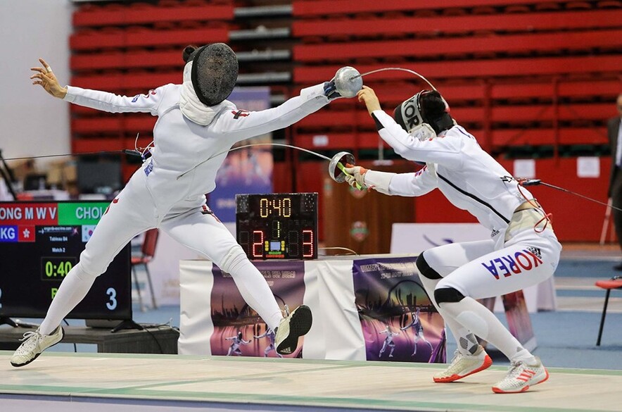 Left: Kong Man-wai&nbsp;(Photo: International Fencing Federation)