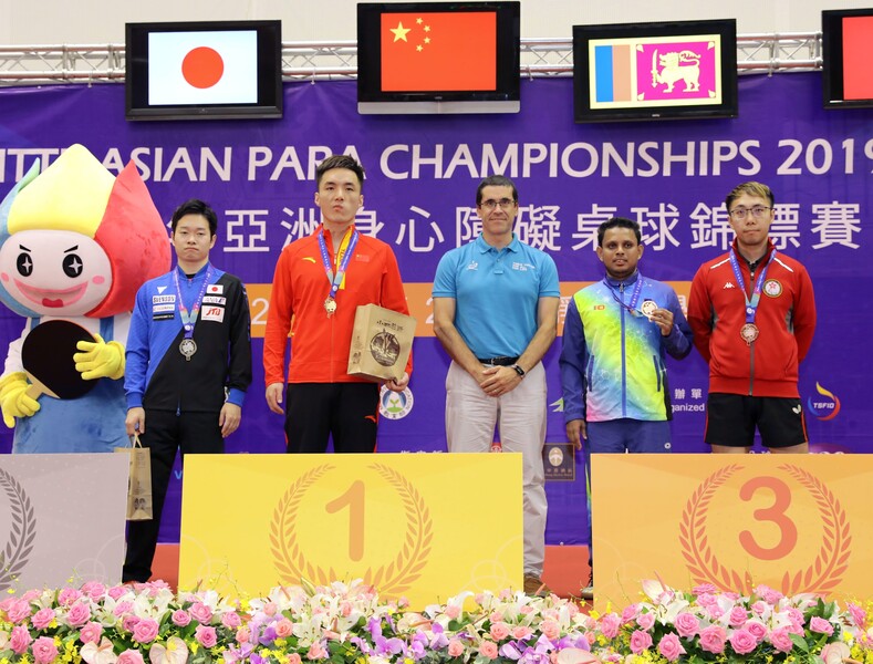 右一：王志賢（圖片來源：ITTF Asian Para Table Tennis